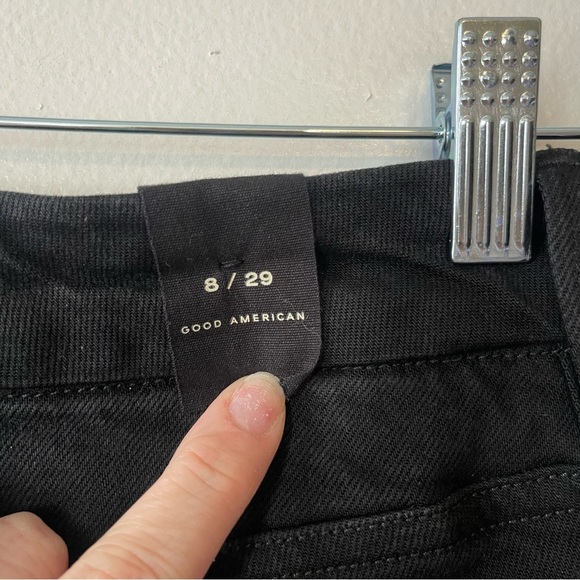 Good American Good Boy Black Raw Hem Jeans Size 8/29 - Picture 6 of 9